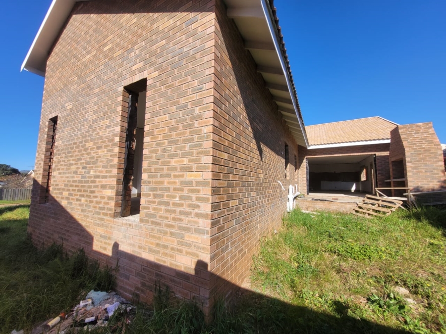 3 Bedroom Property for Sale in Wavecrest Eastern Cape